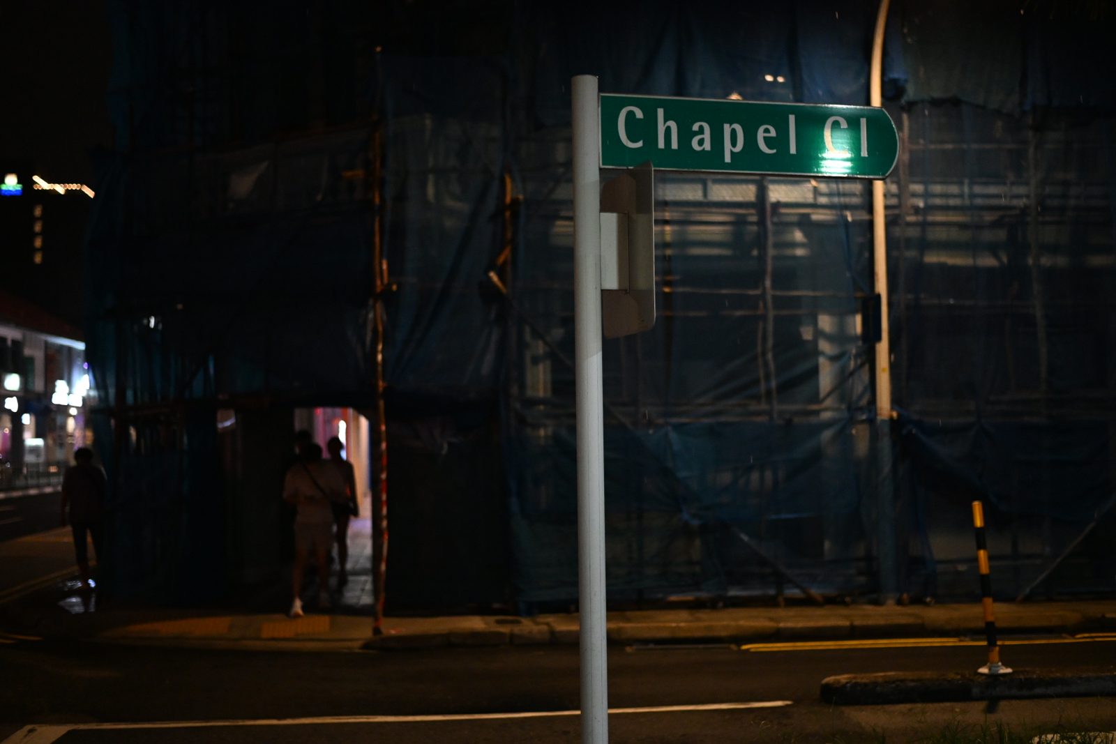 Street Photography on a Rainy Night
