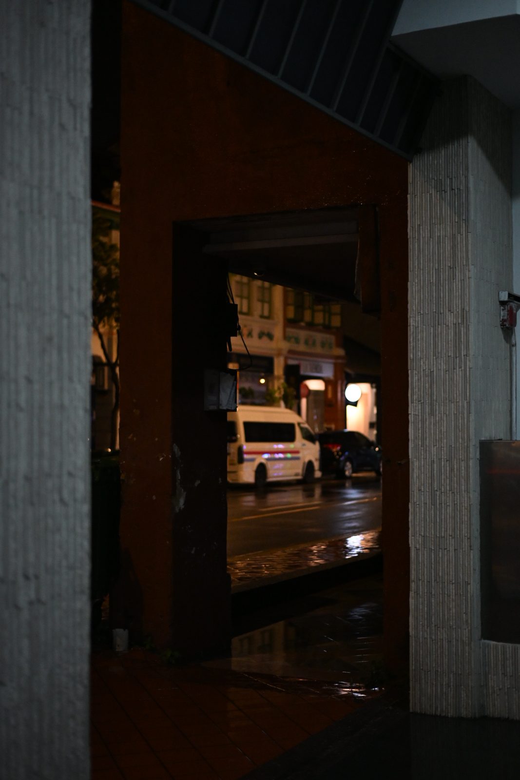 Street Photography on a Rainy Night