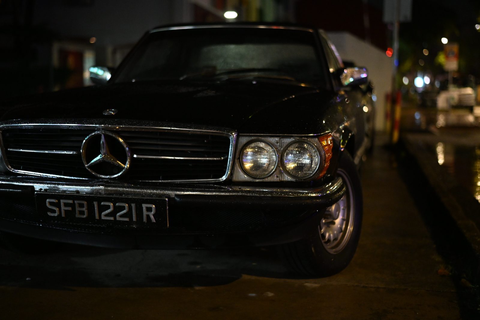 Street Photography on a Rainy Night