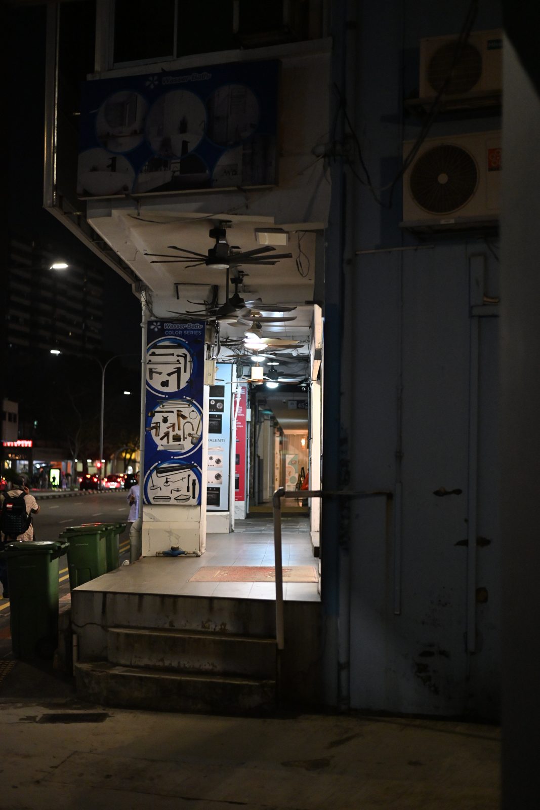 Night Street Photography in Geylang and Balestier