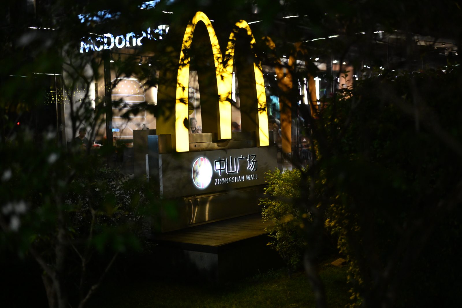 Night Street Photography in Geylang and Balestier