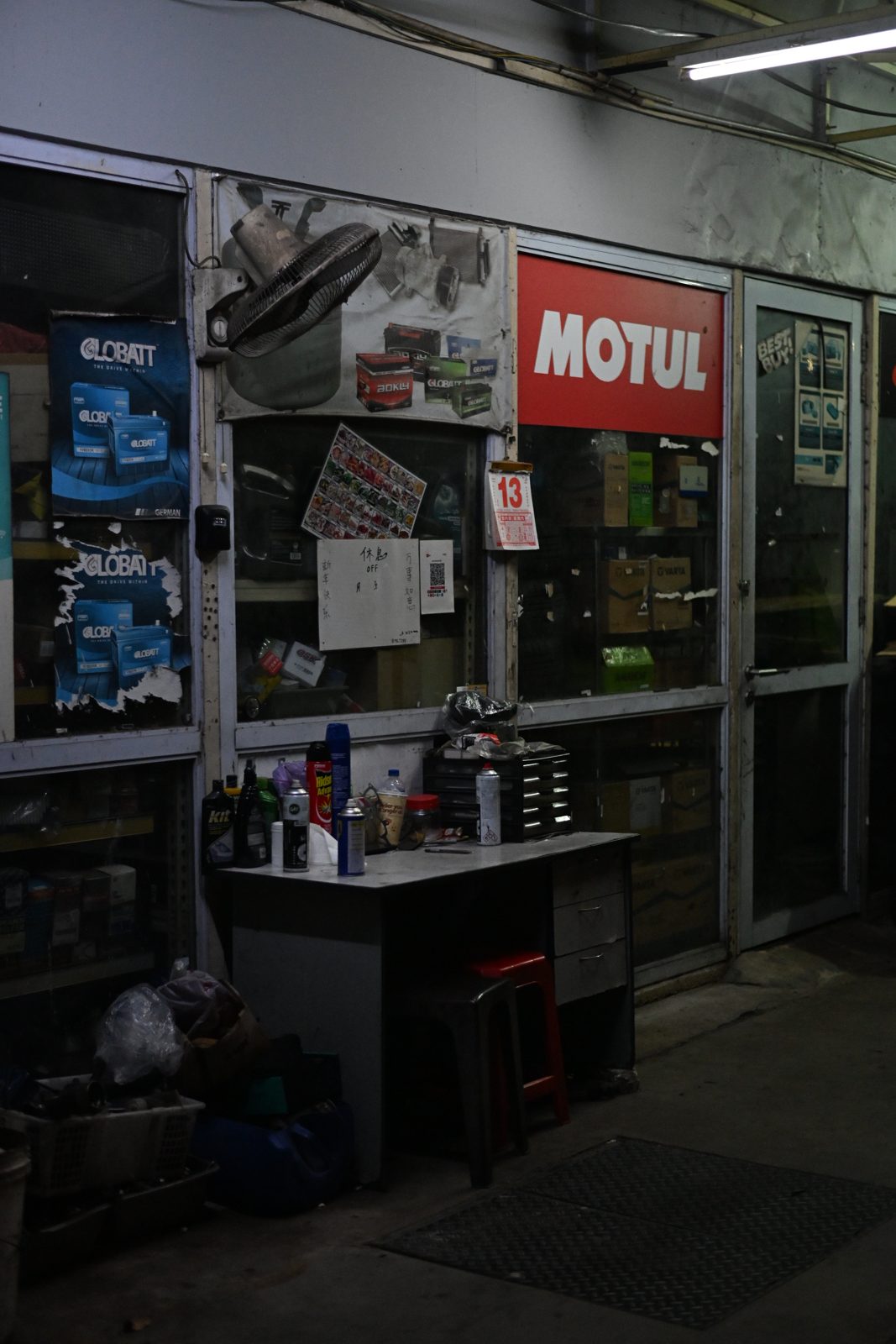 Night Street Photography in Geylang and Balestier