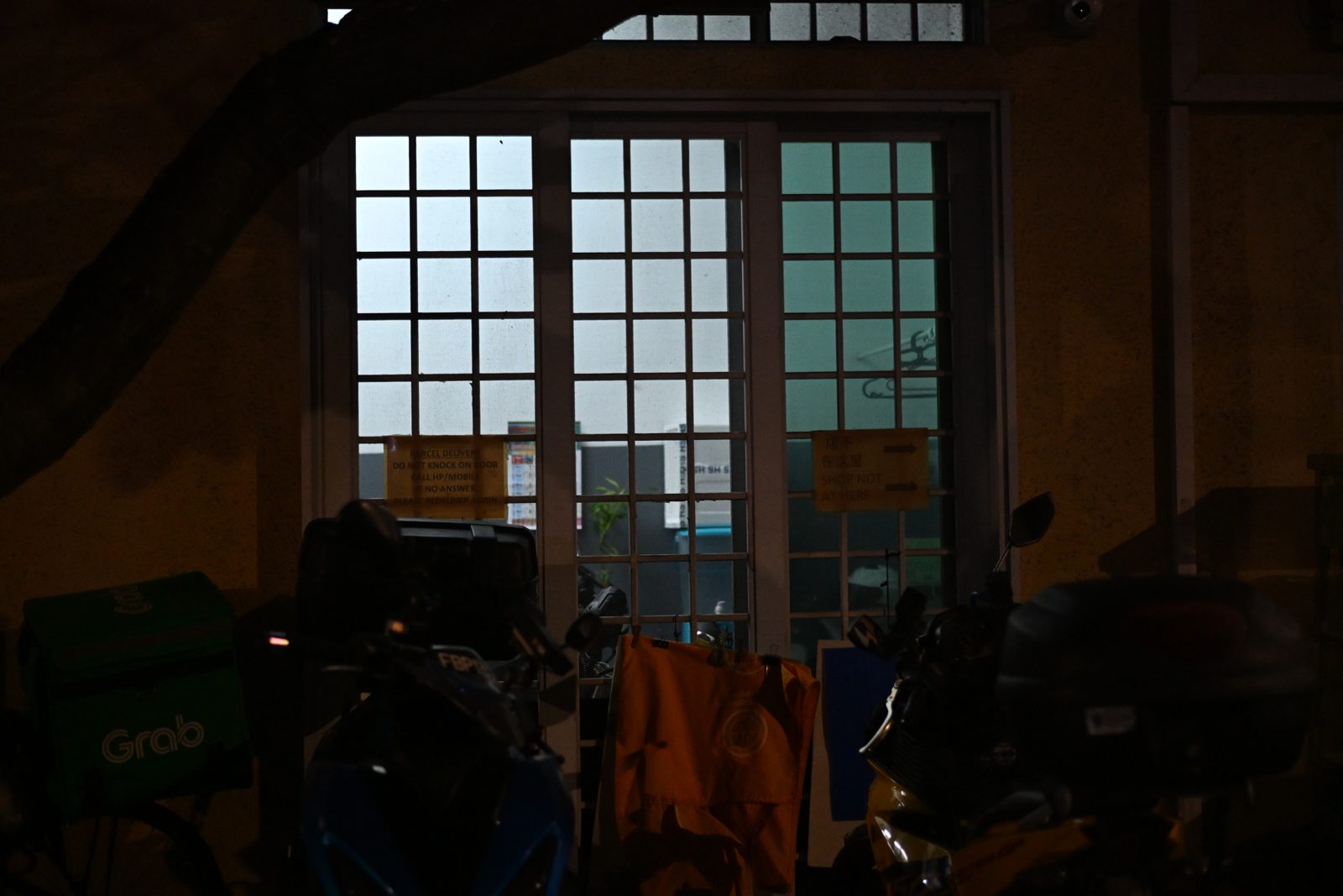 Night Street Photography in Geylang and Balestier