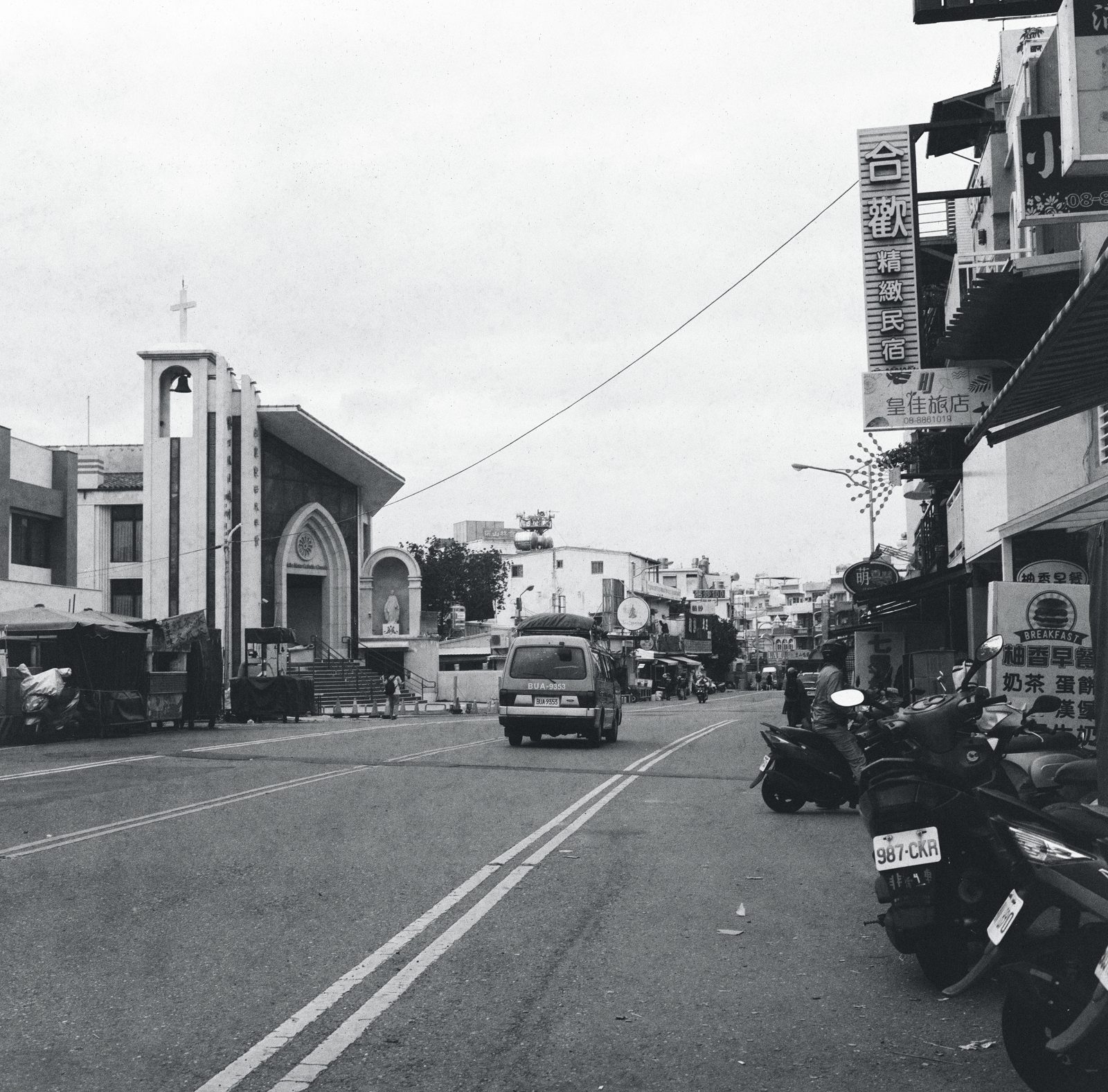 Some B&amp;W pictures I took in Taiwan